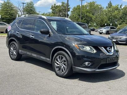 Used 2016 Nissan Rogue SL w/ SL Premium Package