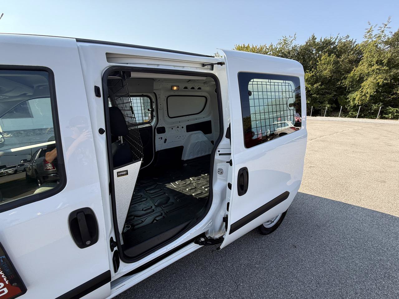 Used 2020 RAM ProMaster City Tradesman w/ Window Group 05 FWD image 25