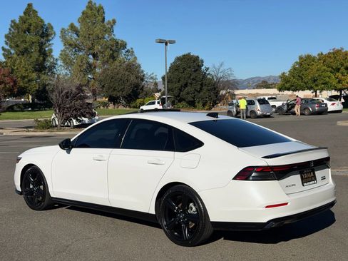 Used 2023 Honda Accord Sport image 3