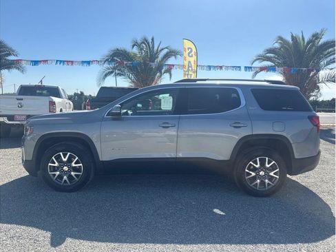 Used 2023 GMC Acadia SLT FWD image 8