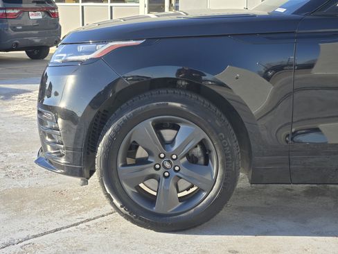 Used 2023 Land Rover Range Rover Velar R-Dynamic S image 9