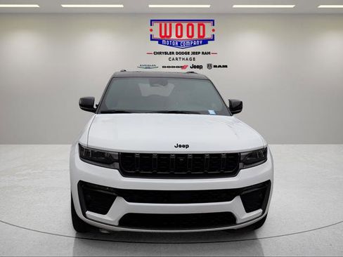 New 2026 Jeep Grand Cherokee Summit AWD/4WD image 9