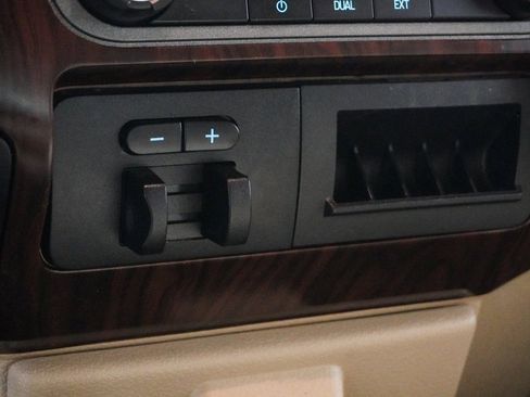 Used 2011 Ford F250 Lariat w/ Camper Pkg image 26