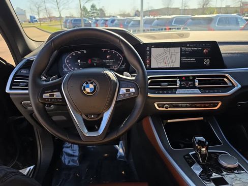 Used 2022 BMW X5 xDrive40i w/ Premium Package AWD/4WD image 13