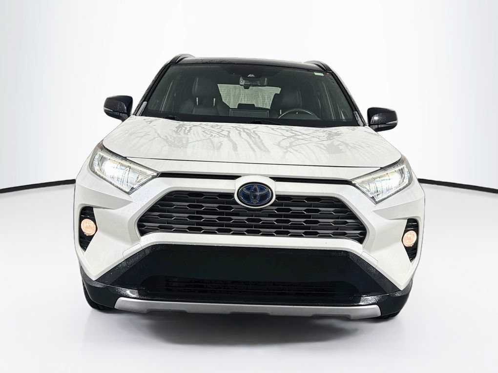 Used 2019 Toyota RAV4 XSE w/ XSE Weather Package AWD/4WD image 2