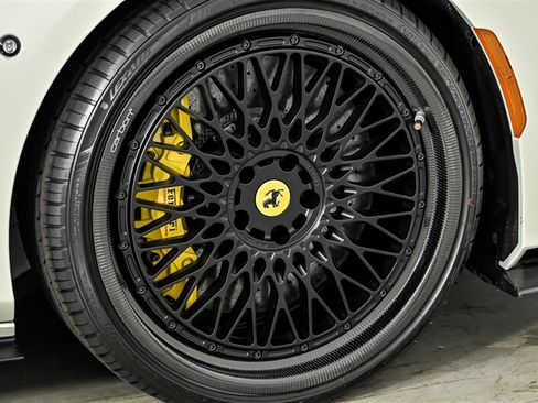 Used 2022 Ferrari F8 Tributo RWD image 15