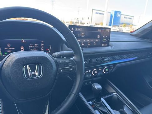 Used 2024 Honda Accord Sport image 16