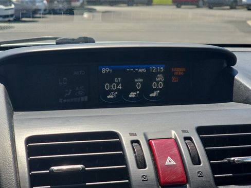 Used 2014 Subaru Forester 2.5i Touring AWD/4WD image 22