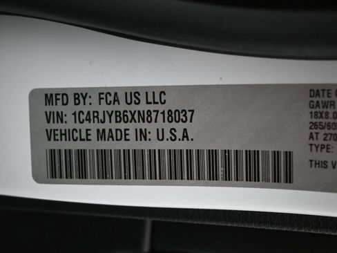 Used 2022 Jeep Grand Cherokee Limited 4xe AWD/4WD image 9