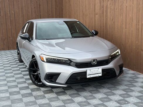 Used 2024 Honda Civic Sport image 8