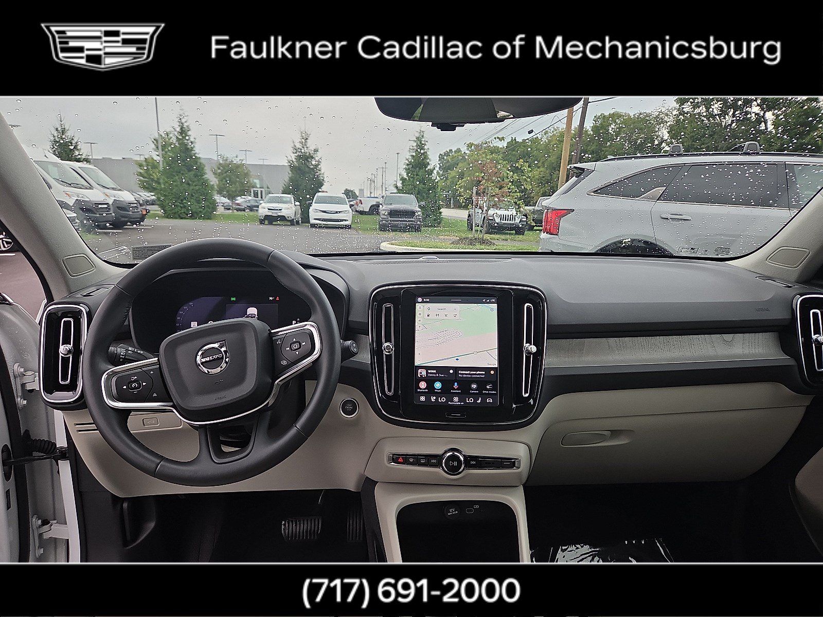 Used 2024 Volvo XC40 B5 Plus w/ Protection Package Premier AWD/4WD image 5