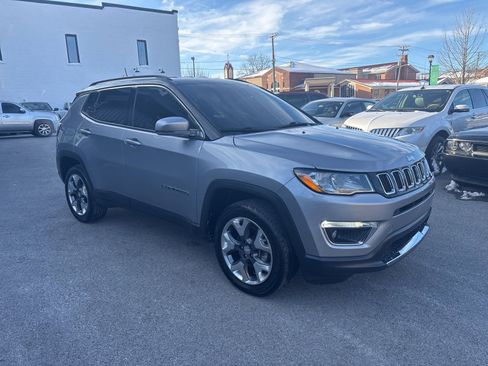 Used 2018 Jeep Compass Limited w/ Navigation Group image 6
