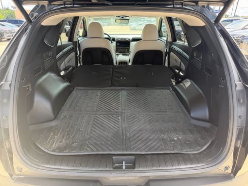Used 2024 Hyundai Tucson Limited AWD/4WD image 32