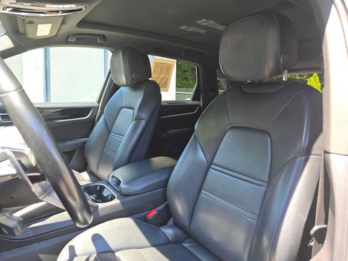 Used 2021 Porsche Cayenne AWD/4WD image 22