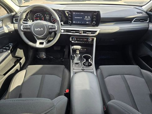 Used 2022 Kia K5 LXS FWD image 18