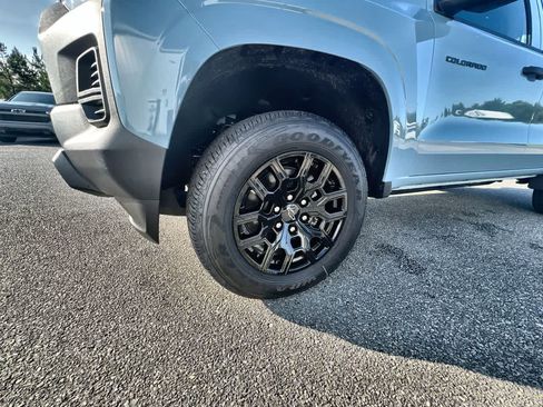 New 2025 Chevrolet Colorado W/T w/ WT Custom Package image 32