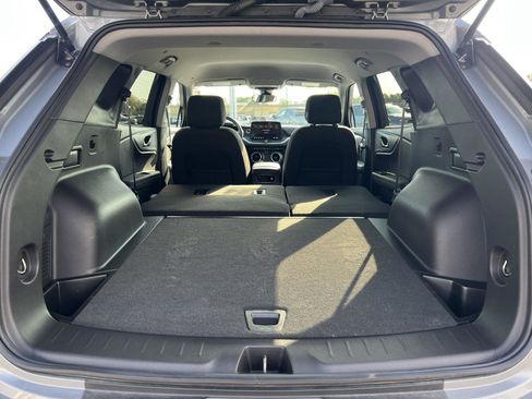 Used 2024 Chevrolet Blazer LT image 41