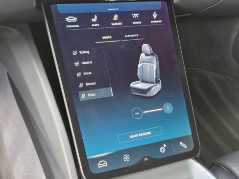 Used 2024 Lucid Air Touring AWD/4WD image 23