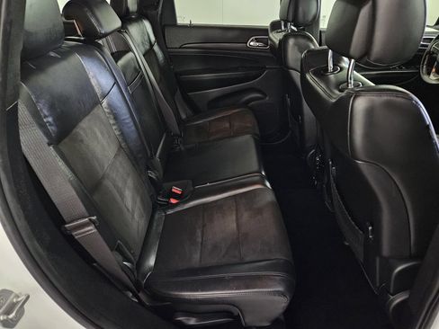 Used 2020 Jeep Grand Cherokee Altitude RWD image 27