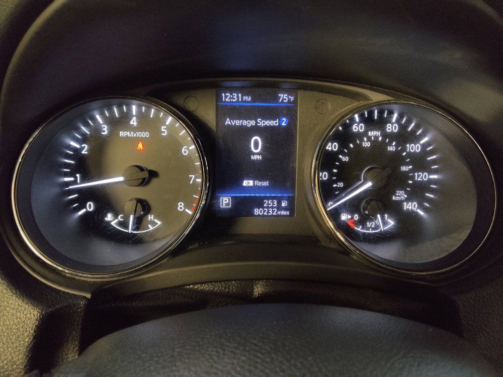 Used 2020 Nissan Rogue SV FWD image 23