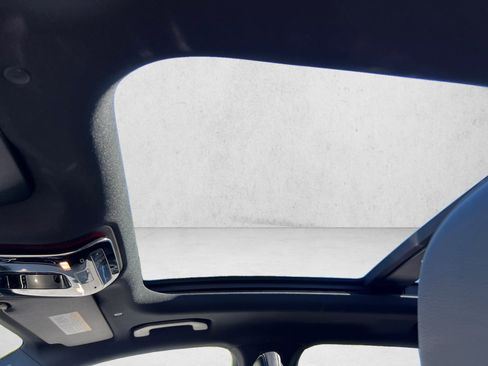 Certified 2026 Mercedes-Benz GLC 300 4MATIC image 12