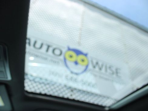 Used 2018 Volkswagen Beetle 2.0T Dune FWD image 34