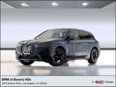 Used 2023 BMW iX xDrive50 w/ Sport Package AWD/4WD image 1