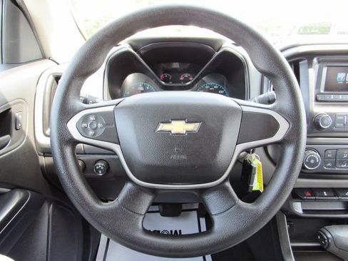 Used 2016 Chevrolet Colorado W/T w/ WT Convenience Package AWD/4WD image 15