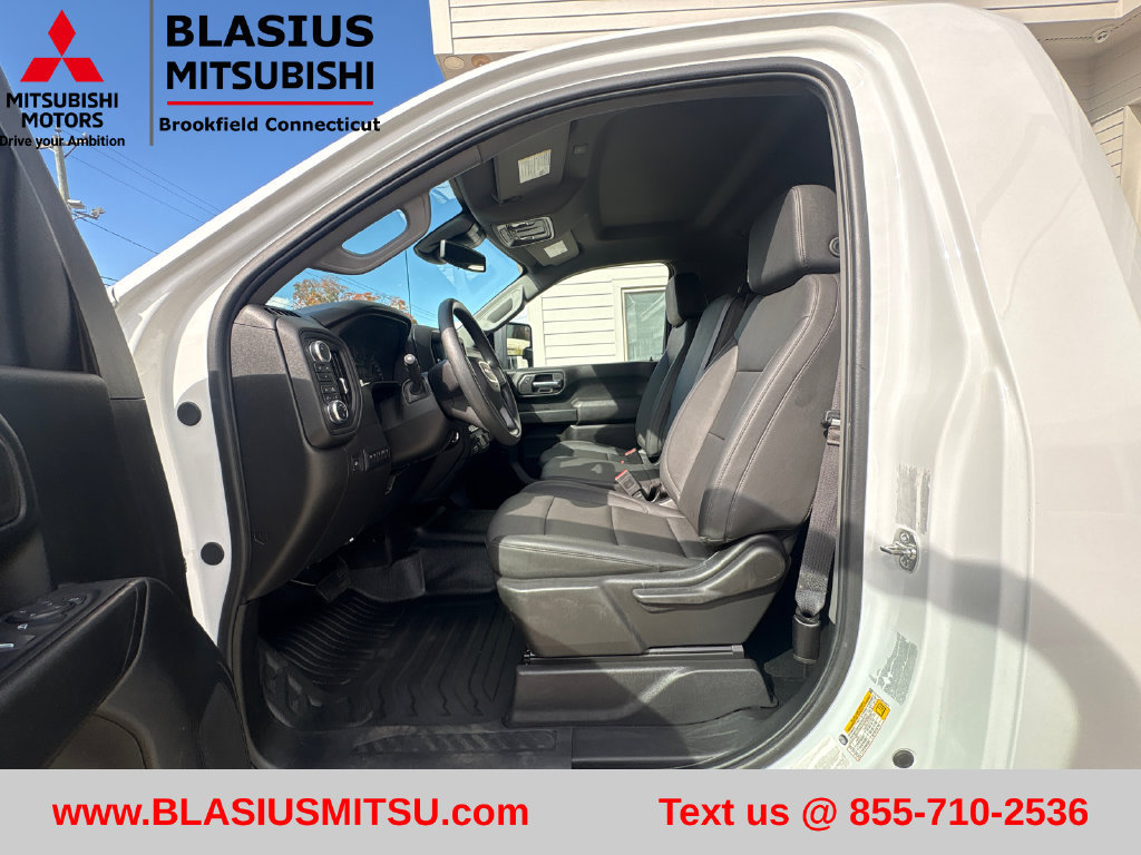 Used 2025 GMC Sierra 2500 Pro w/ 1SA Pro Safety Plus Package AWD/4WD image 17