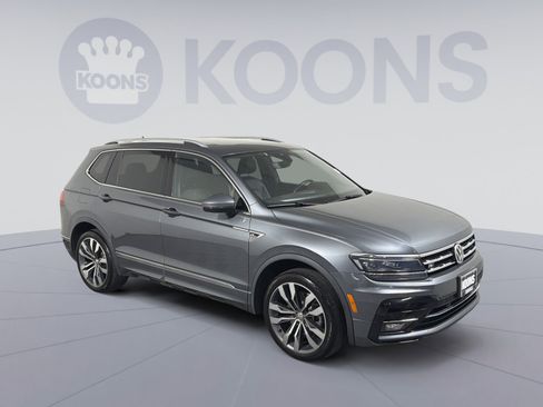 Used 2021 Volkswagen Tiguan SEL Premium R-Line image 10