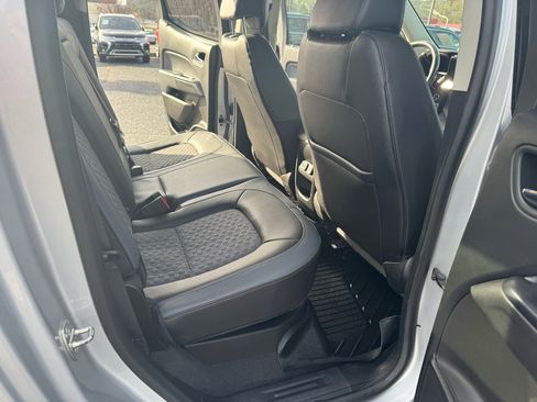 Used 2020 Chevrolet Colorado Z71 image 11