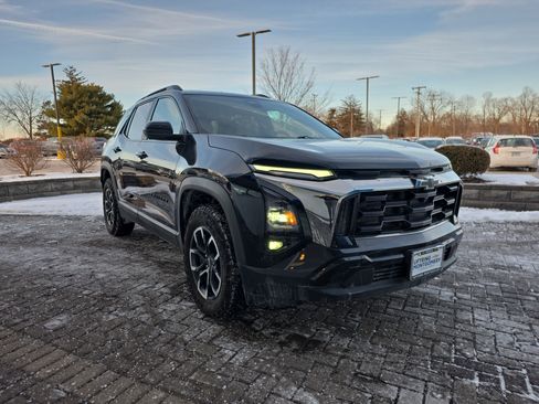 Used 2025 Chevrolet Equinox ACTIV w/ Safety and Technology Package image 7
