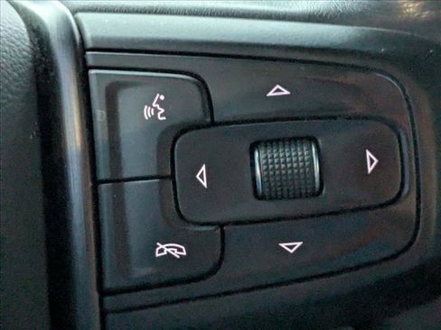 Used 2021 GMC Sierra 1500 AT4 w/ AT4 Premium Package image 12