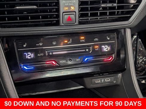 Used 2025 Volkswagen Jetta Sport FWD image 17