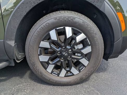 Certified 2025 Hyundai Santa Cruz SEL FWD image 11