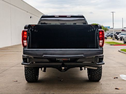 Used 2024 GMC Sierra 1500 Elevation AWD/4WD image 9