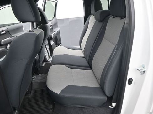 Used 2021 Toyota Tacoma TRD Sport w/ Technology Package AWD/4WD image 14