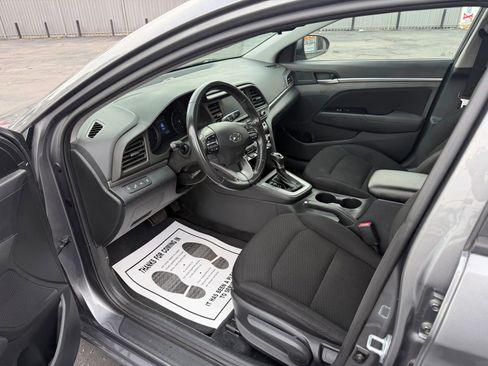 Used 2020 Hyundai Elantra Value Edition w/ Cargo Package (C1) FWD image 5