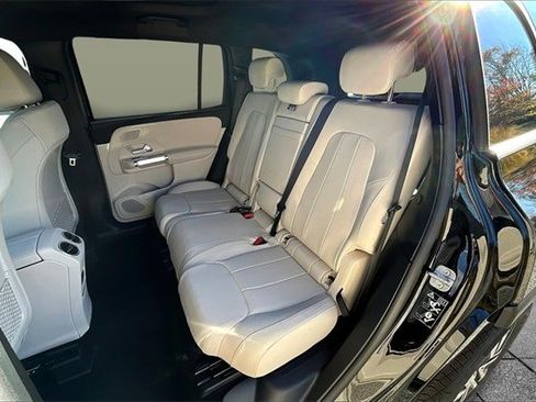 New 2026 Mercedes-Benz GLB 250 4MATIC image 13