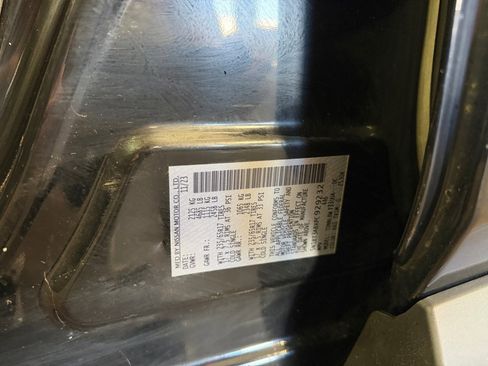 Used 2023 Nissan Rogue S AWD/4WD image 39