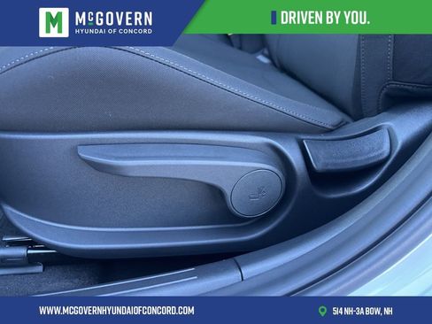New 2026 Hyundai Elantra SEL Sport Premium FWD image 9