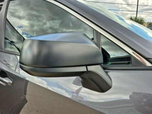 Used 2022 Toyota RAV4 LE AWD/4WD image 14
