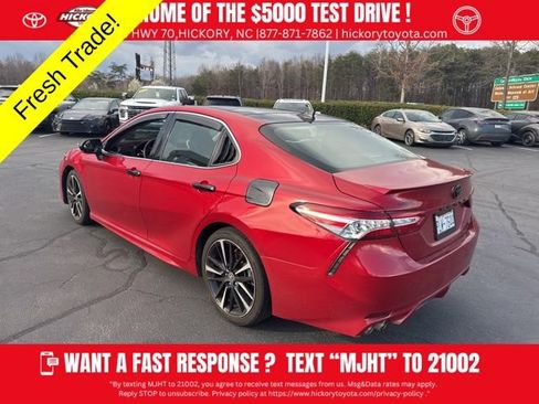 Used 2020 Toyota Camry XSE image 6