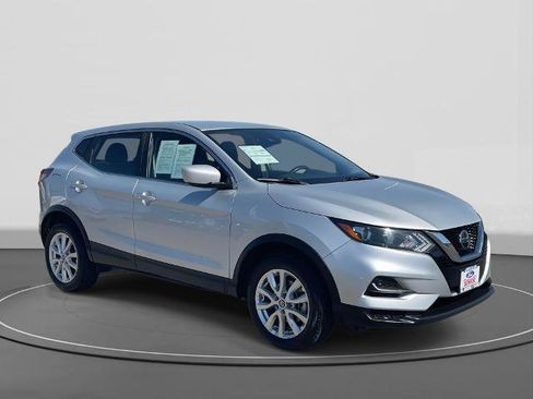 Used 2021 Nissan Rogue Sport S image 4