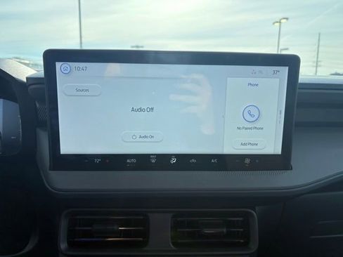 New 2025 Ford Maverick XLT w/ Black Appearance Package image 15