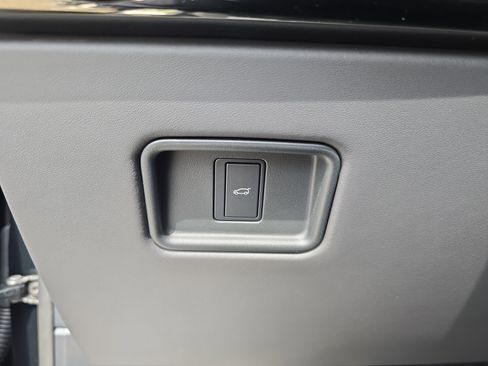 New 2025 Land Rover Range Rover Sport Dynamic SE image 27