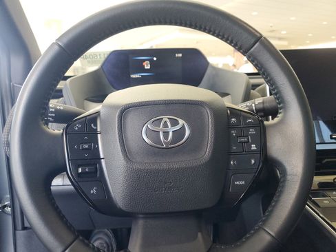 Used 2024 Toyota bZ4X XLE image 19