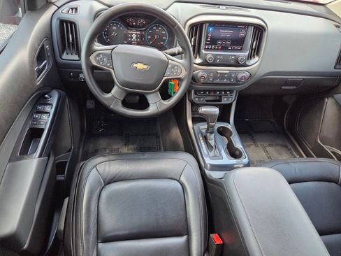 Used 2019 Chevrolet Colorado Z71 RWD image 9