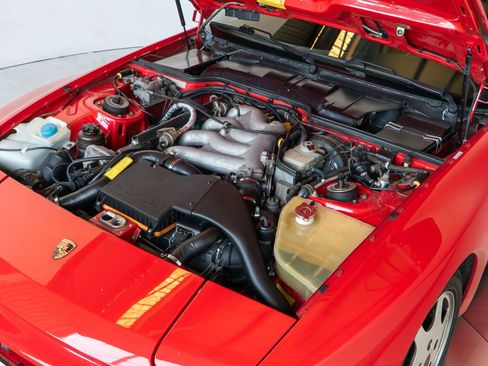 Used 1989 Porsche 944 Turbo image 99