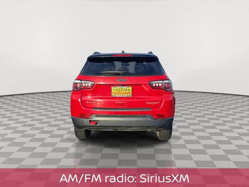 Used 2024 Jeep Compass Trailhawk image 8